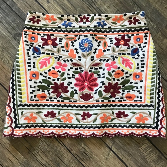 Gap Kate Dresses & Skirts - Gab Kate Embroidery Floral Design Mini Skirt 🌸